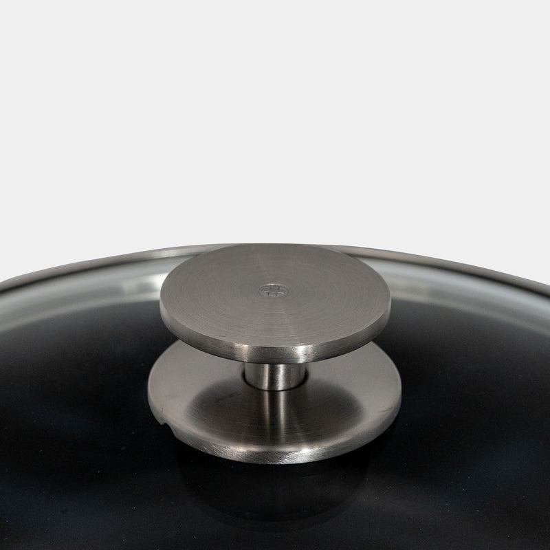 CHD Nonstick 5.3 qt Braiser with Glass Lid close up of knob